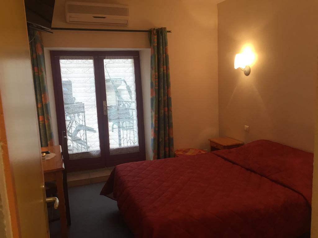 Le Bilboquet Hotel Le Puy-en-Velay Екстериор снимка